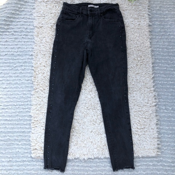 SOLD Levi’s 721 high rise faded black skinny jeans - Picture 3 of 7